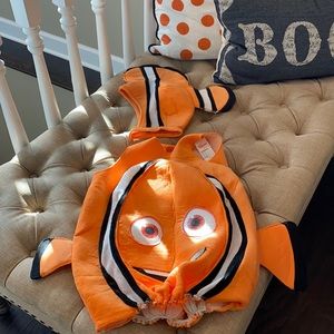 Kids size small 4-6 Nemo Costume